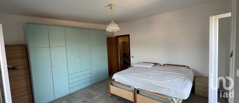 Palazzo / Stabile 8 locali di 100 m² a Servigliano (63839)