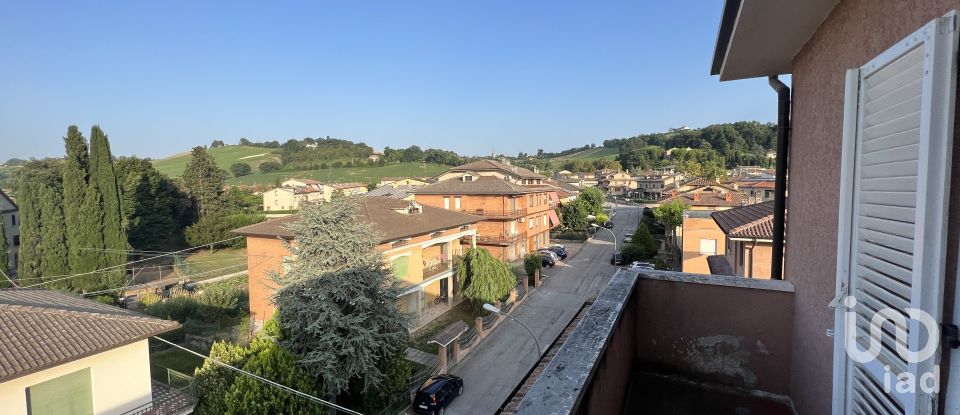 Palazzo / Stabile 8 locali di 100 m² a Servigliano (63839)