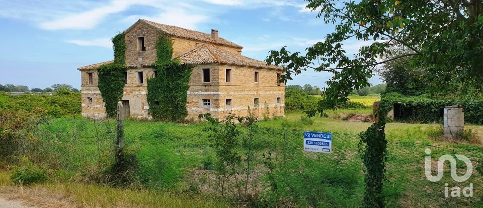 Casa indipendente 15 locali di 450 m² in Castelfidardo (60022)