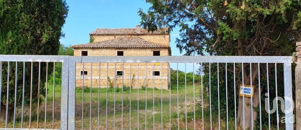 Casa indipendente 15 locali di 450 m² in Castelfidardo (60022)