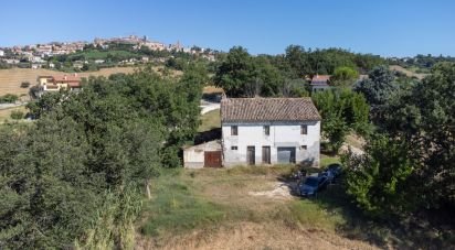 Casa indipendente 8 locali di 226 m² in Filottrano (60024)