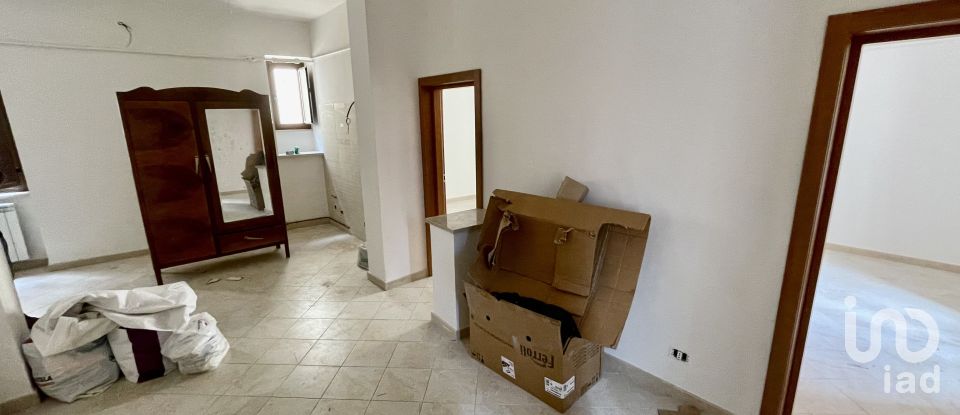 Casa di paese 6 locali di 90 m² in Corfinio (67030)