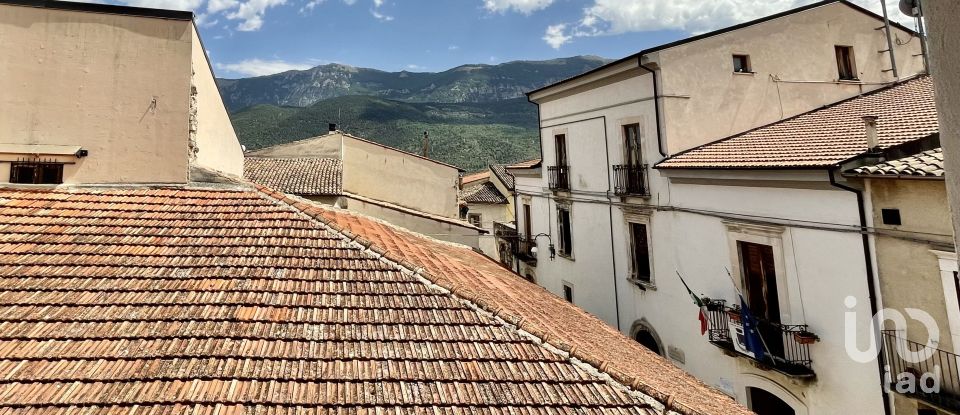 Village house 6 rooms of 90 m² in Corfinio (67030)