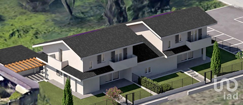 Villa 3 locali di 187 m² in Lazzate (20824)