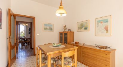 Villa 16 locali di 280 m² in Offagna (60020)