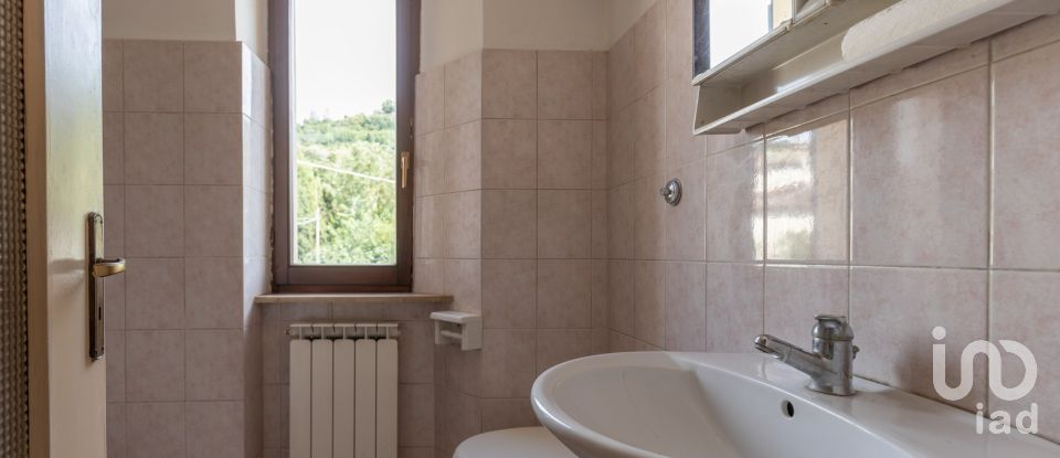 Abitazione 6 locali di 86 m² in Cingoli (62011)