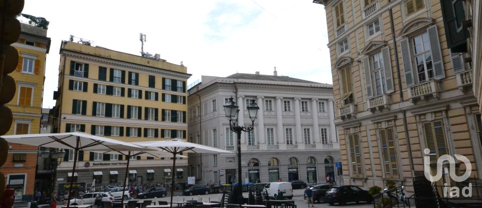 Attività locali di 400 m² in Genova (16123)