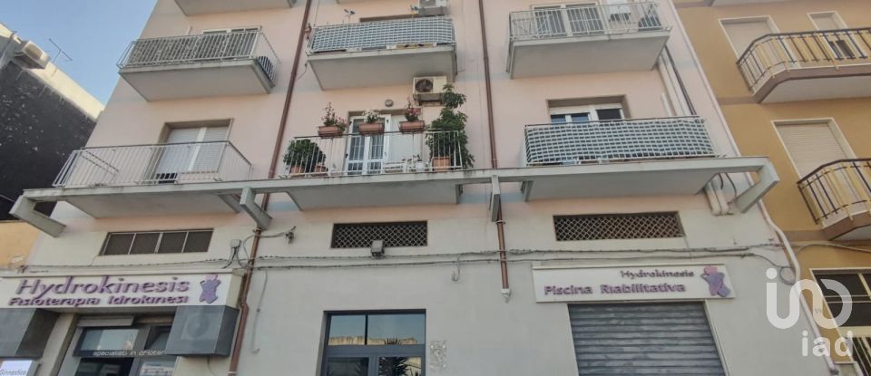 Three-room apartment of 111 m² in Brindisi (72100)