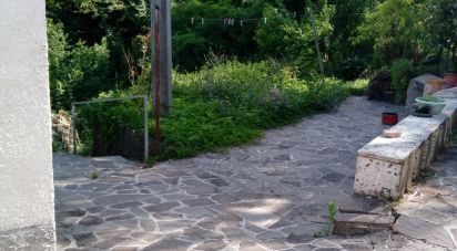 Rifugio 10 locali di 118 m² in Castelli (64041)