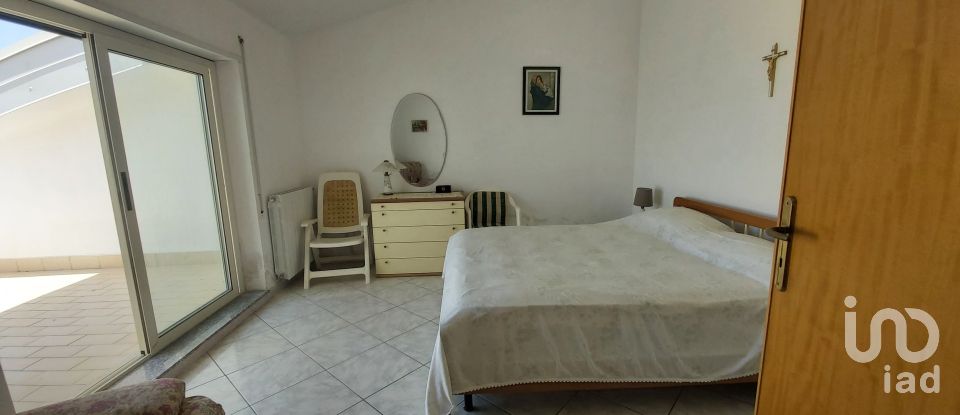 Appartamento 5 locali di 87 m² a Amantea (87032)