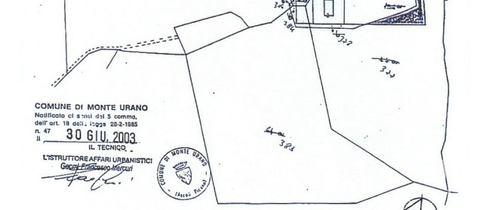 Farm 8 rooms of 250 m² in Monte Urano (63813)