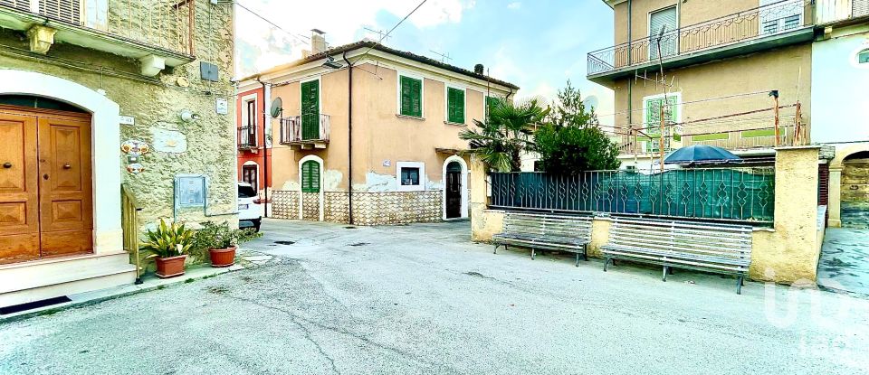 Casa di paese 6 locali di 100 m² in Corfinio (67030)