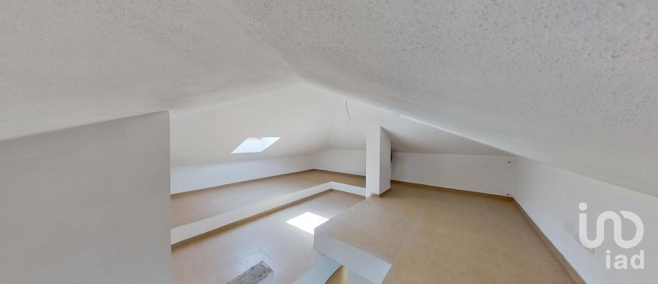 Four-room apartment of 100 m² in Moconesi (16047)