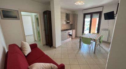 Palazzo / Stabile 3 locali di 73 m² a Fermo (63900)