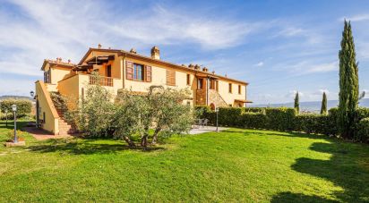 Casa indipendente / Villa 66 locali di 1.703 m² in Rosignano Marittimo (57016)