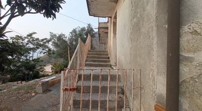 Casa indipendente / Villa 10 locali di 135 m² in - (87030)