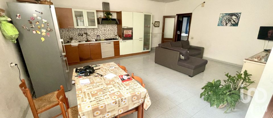 Abitazione 8 locali di 189 m² in Sulmona (67039)