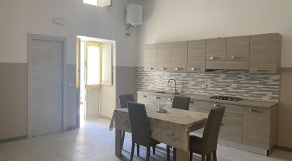 Duplex 2 rooms of 65 m² in Afragola (80021)