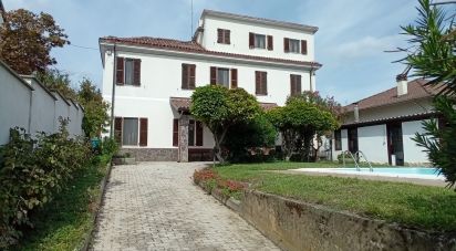 Casa indipendente 6 locali di 187 m² in Rivarone (15040)