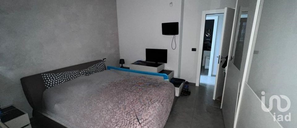 Appartamento 5 locali di 110 m² a Turi (70010)