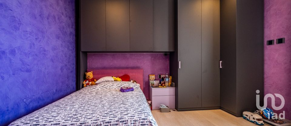 Farm 0 rooms of 262 m² in Savona (17100)