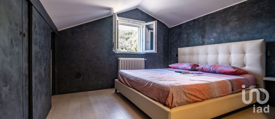 Farm 0 rooms of 262 m² in Savona (17100)