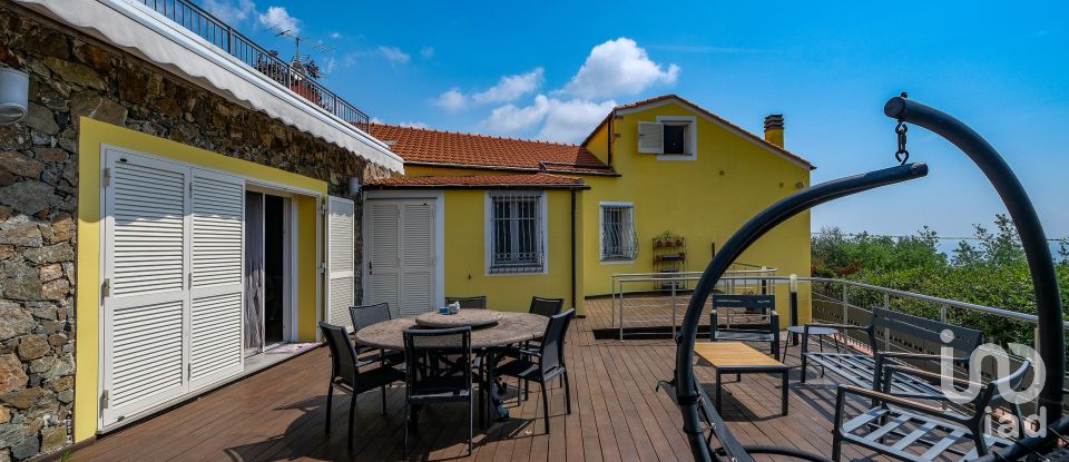 Farm 0 rooms of 262 m² in Savona (17100)