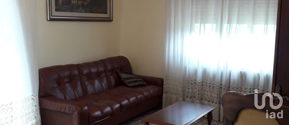 Casa indipendente 7 locali di 190 m² in Licciana Nardi (54016)