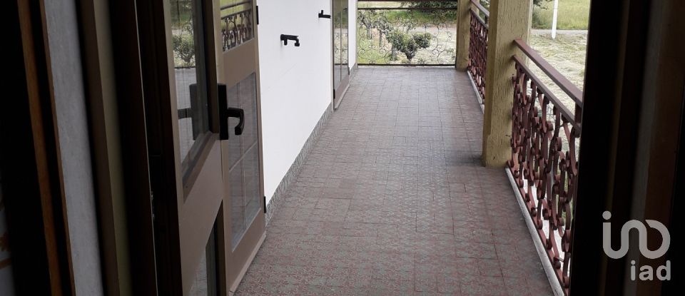 Casa indipendente 7 locali di 190 m² in Licciana Nardi (54016)