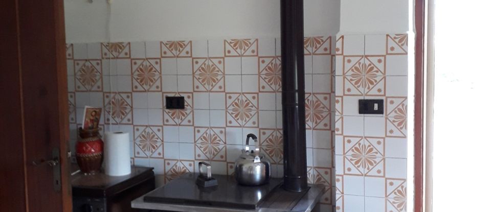 Casa indipendente 7 locali di 190 m² in Licciana Nardi (54016)