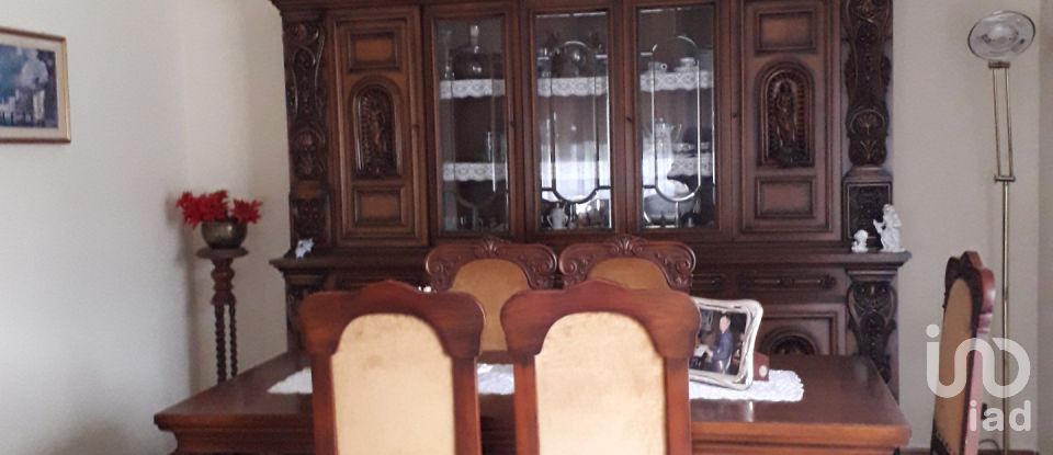 Casa indipendente 7 locali di 190 m² in Licciana Nardi (54016)