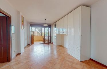 Three-room apartment of 96 m² in Roma (00132)