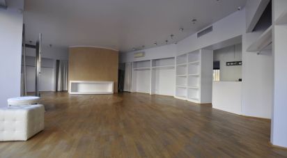 Negozio / locale commerciale di 110 m² in Castiglione delle Stiviere (46043)