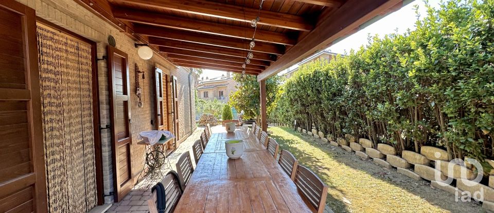 Traditional house 5 rooms of 130 m² in Montecosaro (62010)