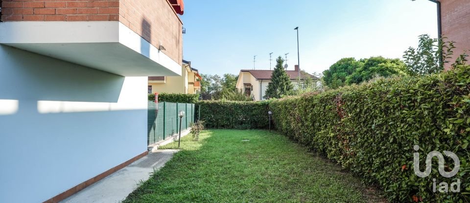 Villa a schiera 5 locali di 170 m² in Ferrara (44122)