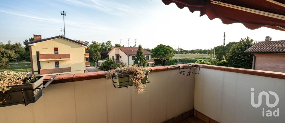 Villa a schiera 5 locali di 170 m² in Ferrara (44122)
