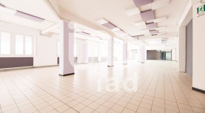 Negozio / locale commerciale di 500 m² in Genova (16167)