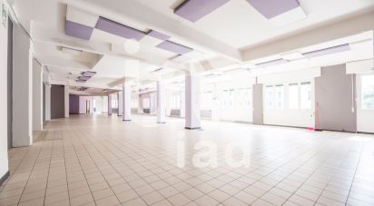 Negozio / locale commerciale di 500 m² in Genova (16167)