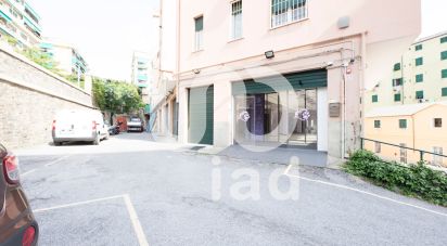 Negozio / locale commerciale di 500 m² in Genova (16167)