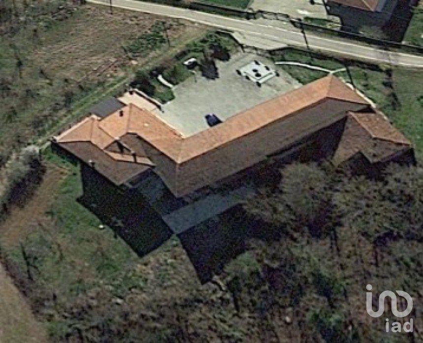 Casa indipendente / Villa 8 locali di 428 m² in Asti (14020)