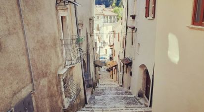 Trilocale di 80 m² a Caramanico Terme (65023)