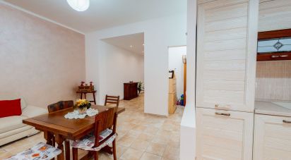 Two-room apartment of 80 m² in Roma (00179)