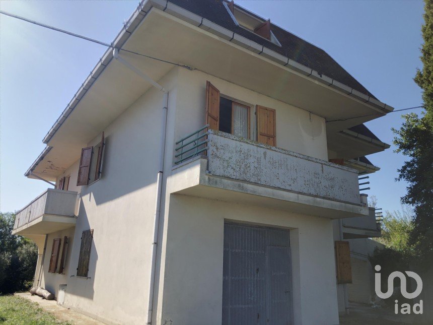 Farm 11 rooms of 320 m² in - (61036)