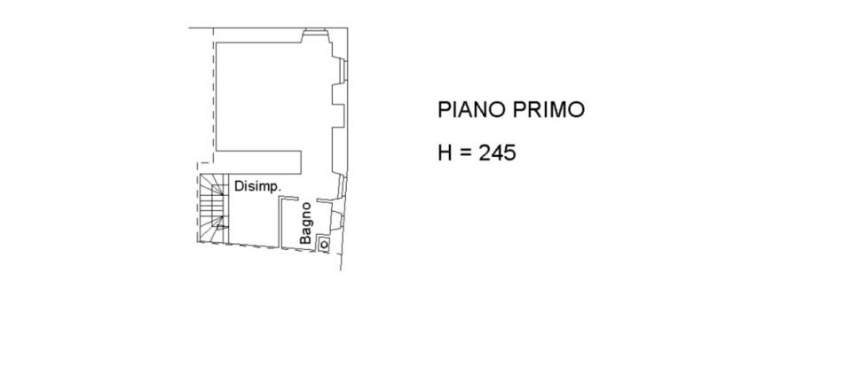 Rustico 23 locali di 400 m² in Falerone (63837)