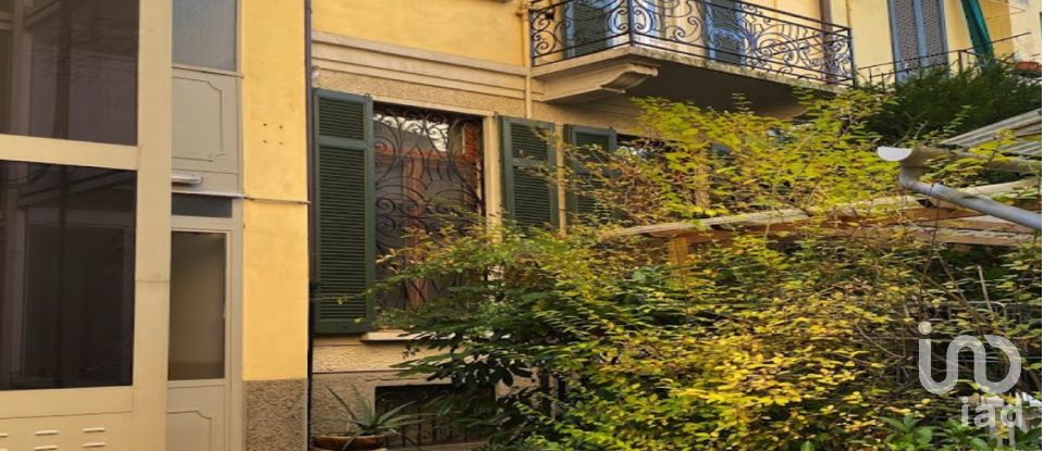 Three-room apartment of 76 m² in Milano (20149)