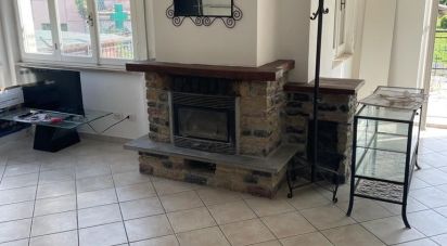 Apartment 5 rooms of 120 m² in Rocchetta di Vara (19020)