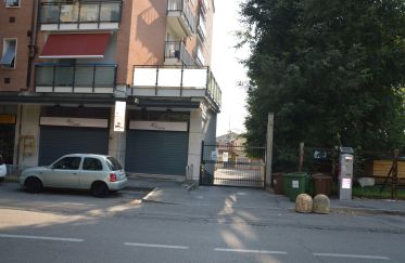 Shop / premises commercial of 50 m² in Desio (20832)