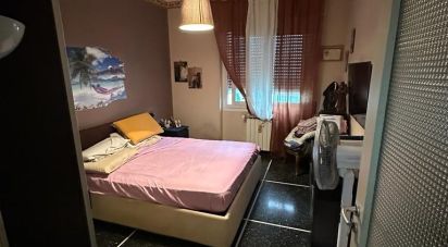 Appartamento 5 locali di 75 m² a Genova (16159)