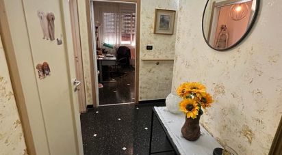 Appartamento 5 locali di 75 m² a Genova (16159)
