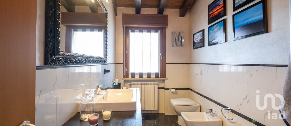 Three-room apartment of 106 m² in Castel Goffredo (46042)